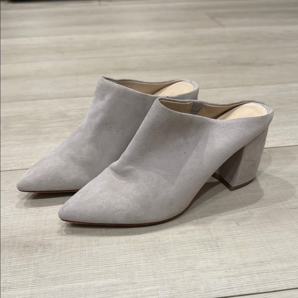 Marc Fisher Ragni Gray Suede Women's Mules Bock Heel